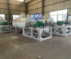 石墨烯导电浆料真空耙式干燥机